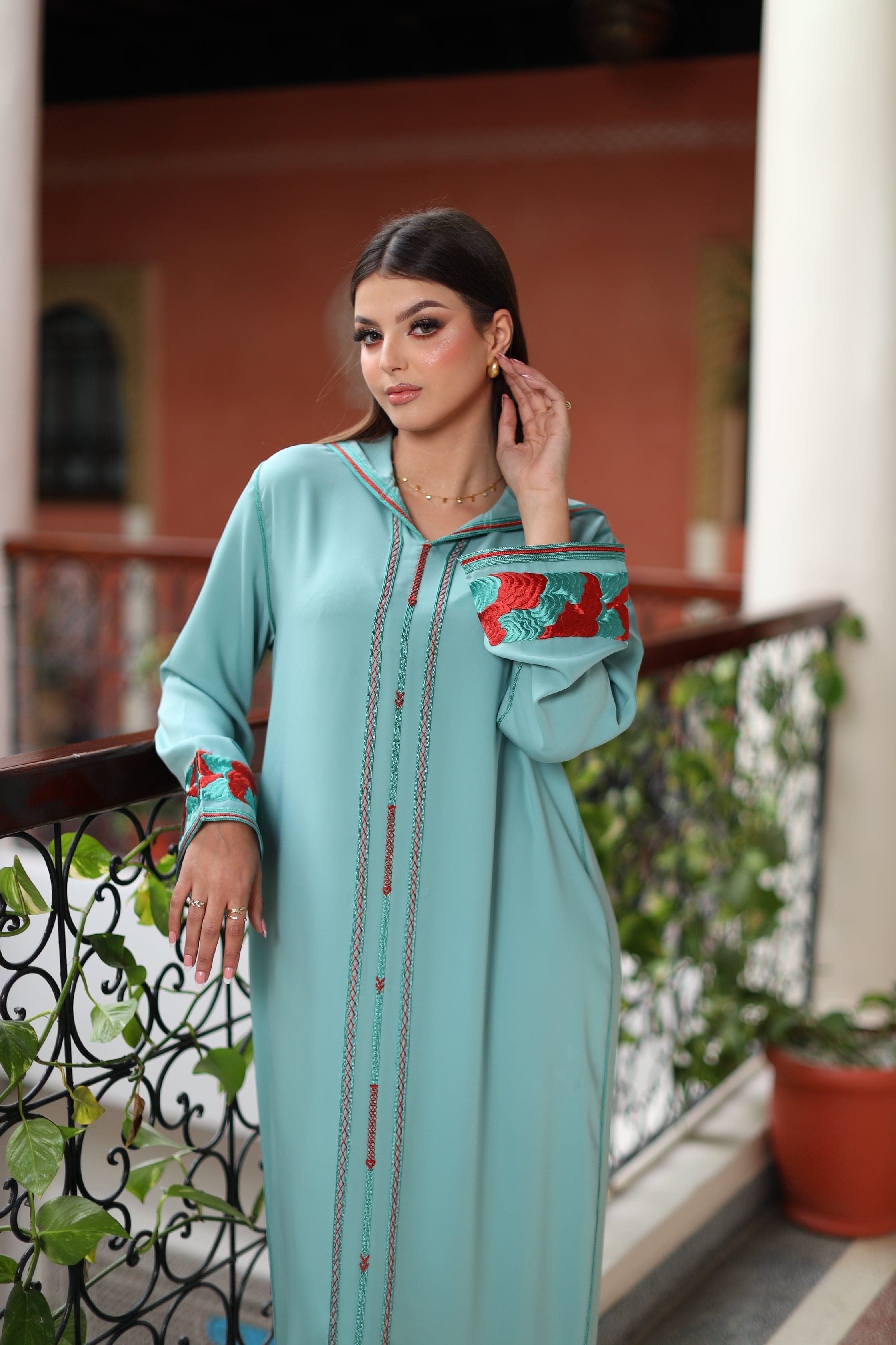 Jellaba en Barchman avec Broderies Élégantes