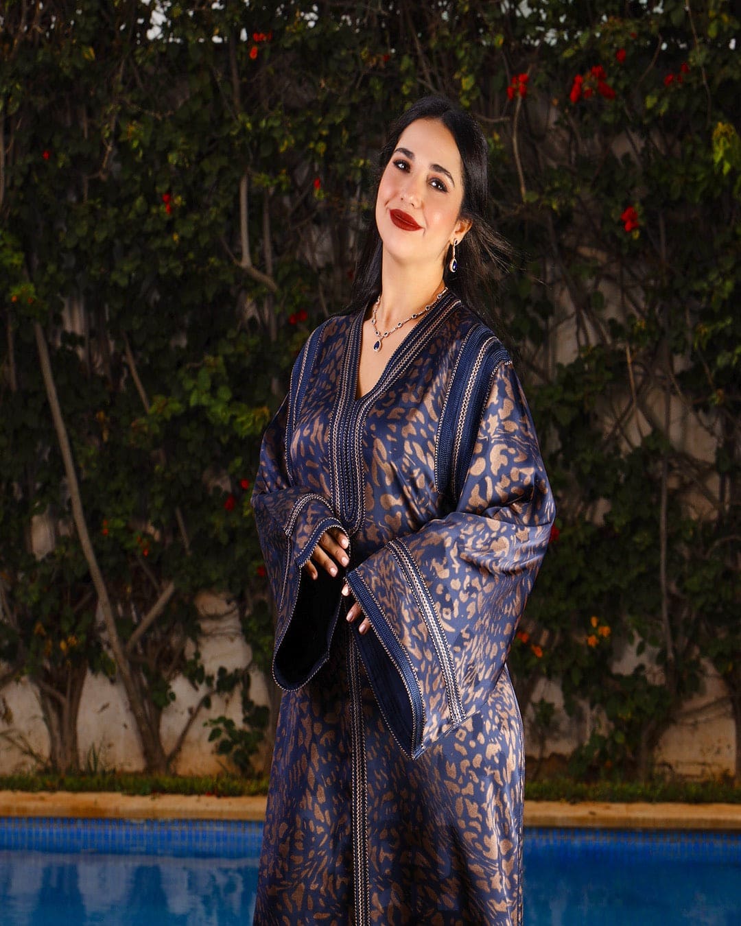 Caftan Bleu Majestueux – L’Élégance Intemporelle | Maison Lunaris