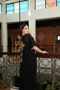 Capes Mousseline Noire et Blanche