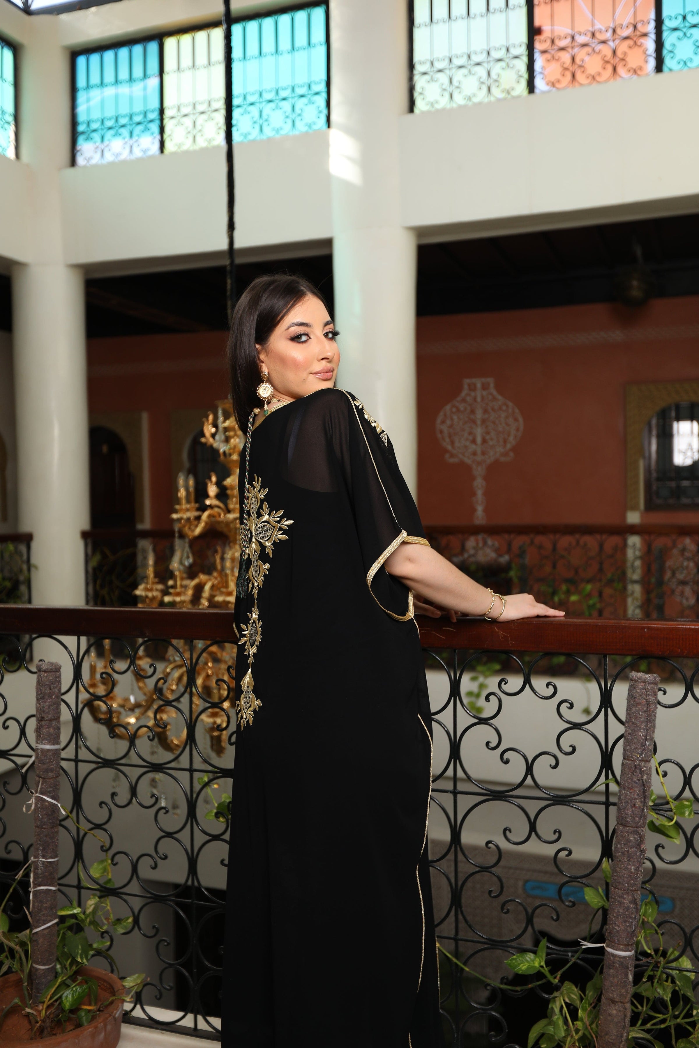 Capes Mousseline Noire et Blanche