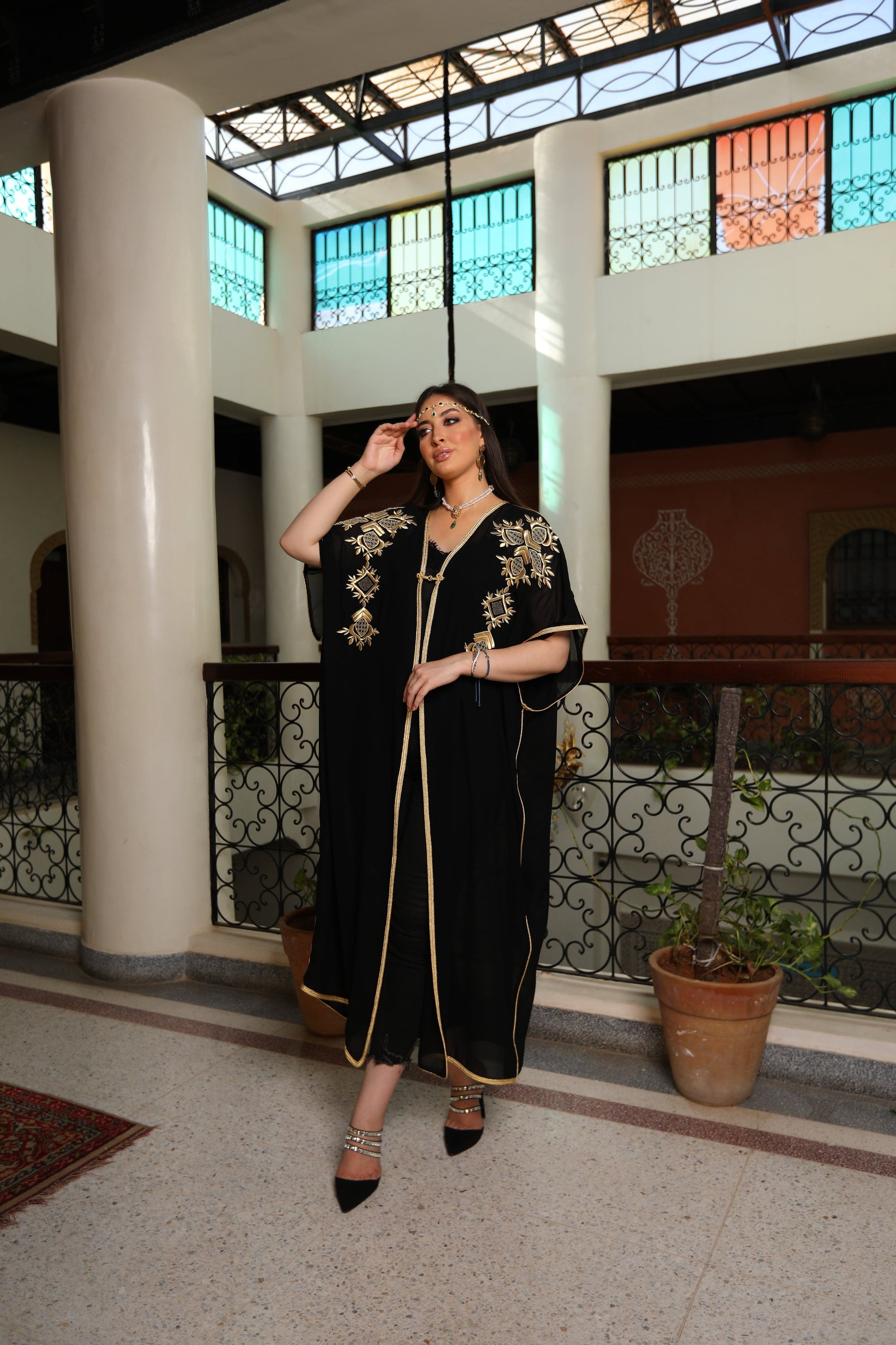 Capes Mousseline Noire et Blanche