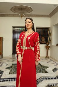 Caftan Émeraude Brodé : Élégance et Artisanat Exquis